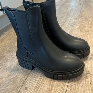Wild Fable Black Ankle Boots